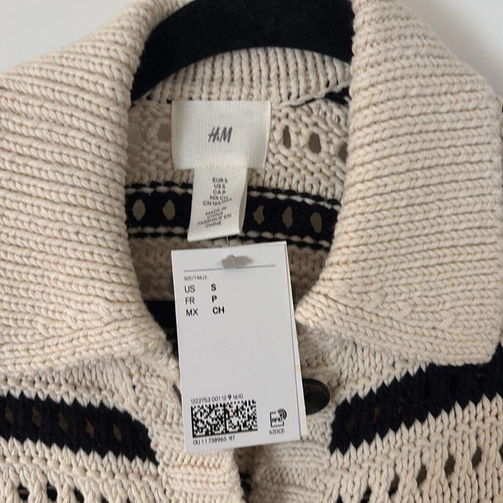 H&M Black and Cream Striped Cardigan - Picture 2 of 4